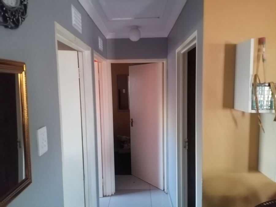  Bedroom Property for Sale in Windmill Park Gauteng