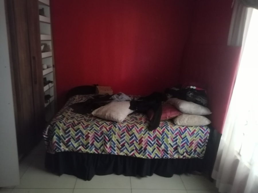  Bedroom Property for Sale in Windmill Park Gauteng