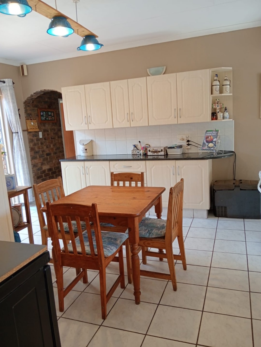 3 Bedroom Property for Sale in Ninapark Gauteng