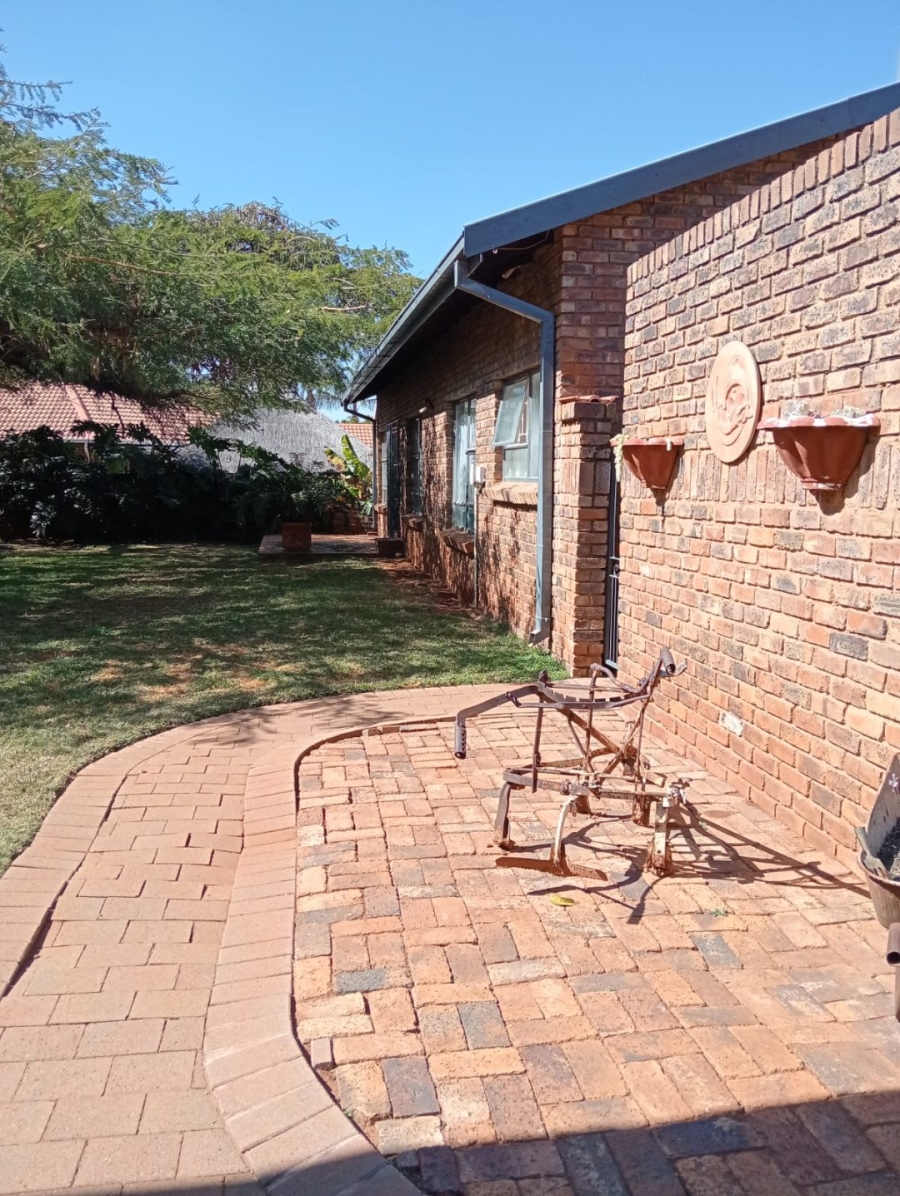 3 Bedroom Property for Sale in Ninapark Gauteng