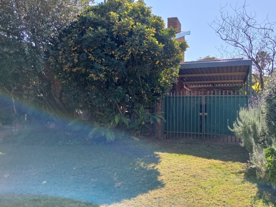 3 Bedroom Property for Sale in Ninapark Gauteng