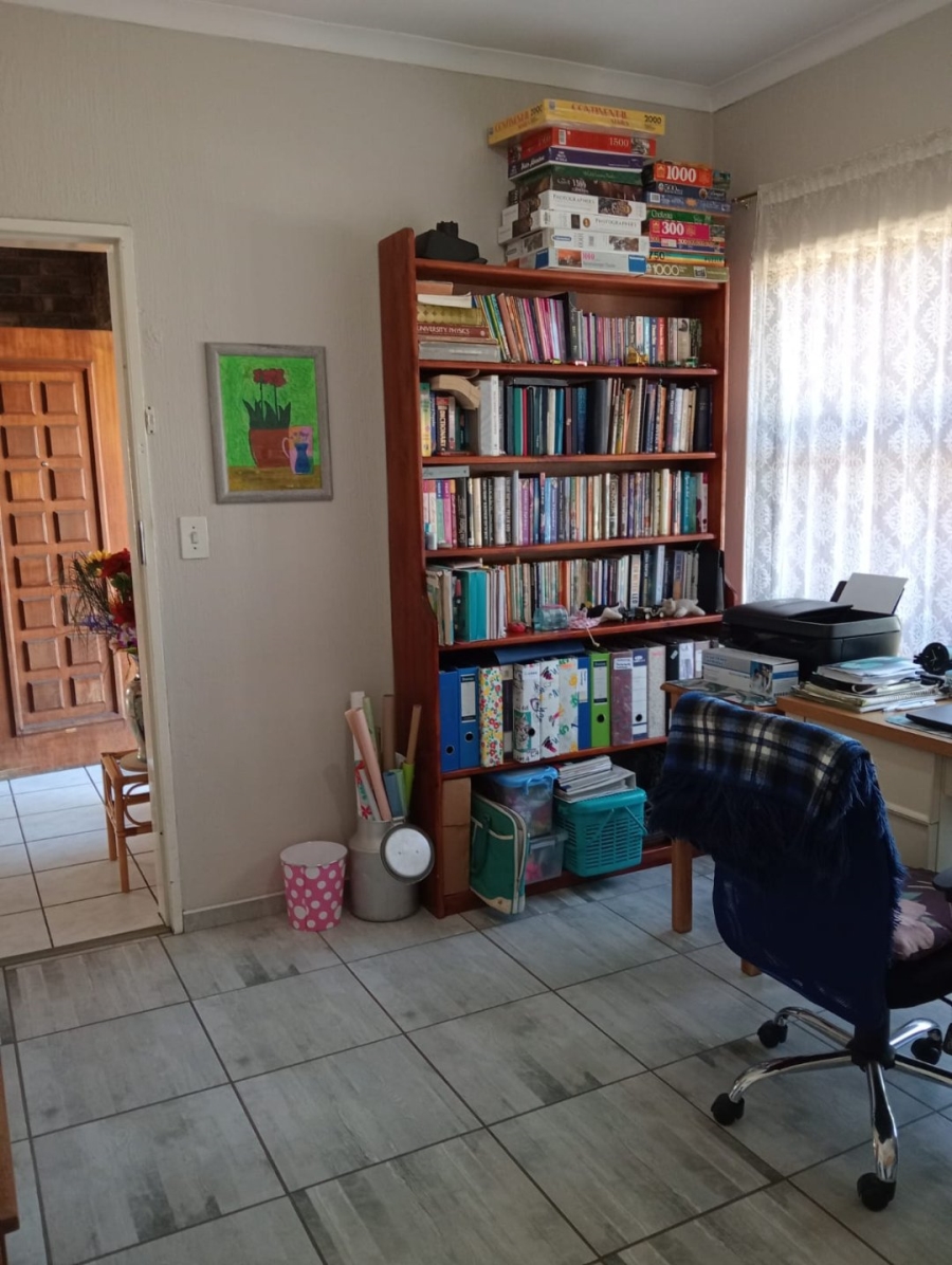 3 Bedroom Property for Sale in Ninapark Gauteng