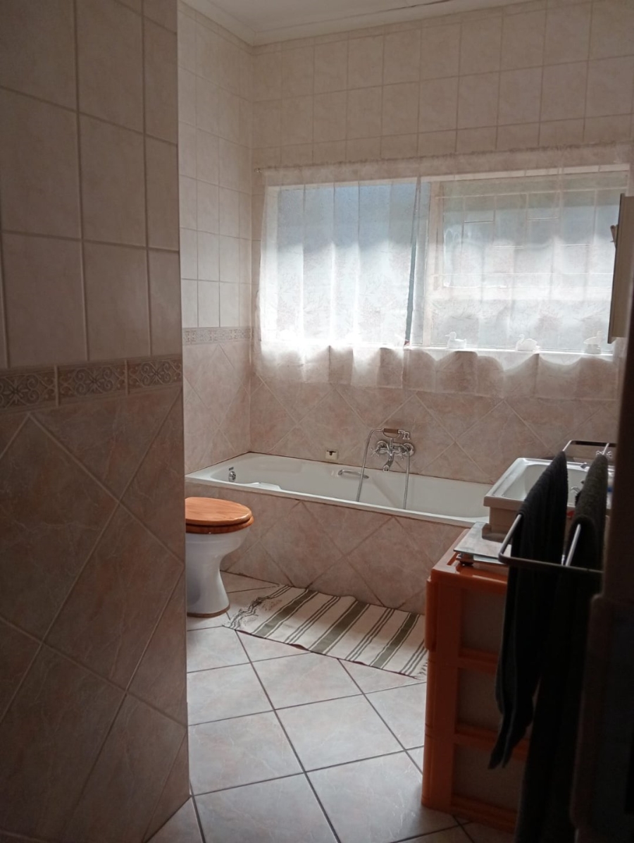 3 Bedroom Property for Sale in Ninapark Gauteng