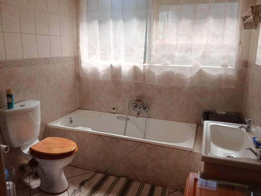 3 Bedroom Property for Sale in Ninapark Gauteng