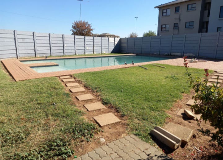 To Let 2 Bedroom Property for Rent in Eveleigh Gauteng
