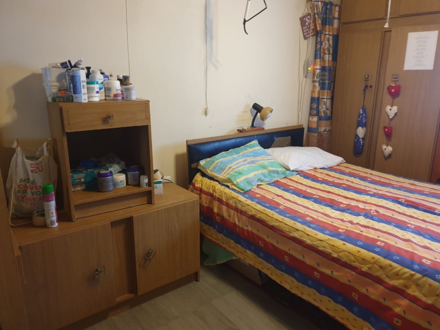 5 Bedroom Property for Sale in Glen Austin Gauteng