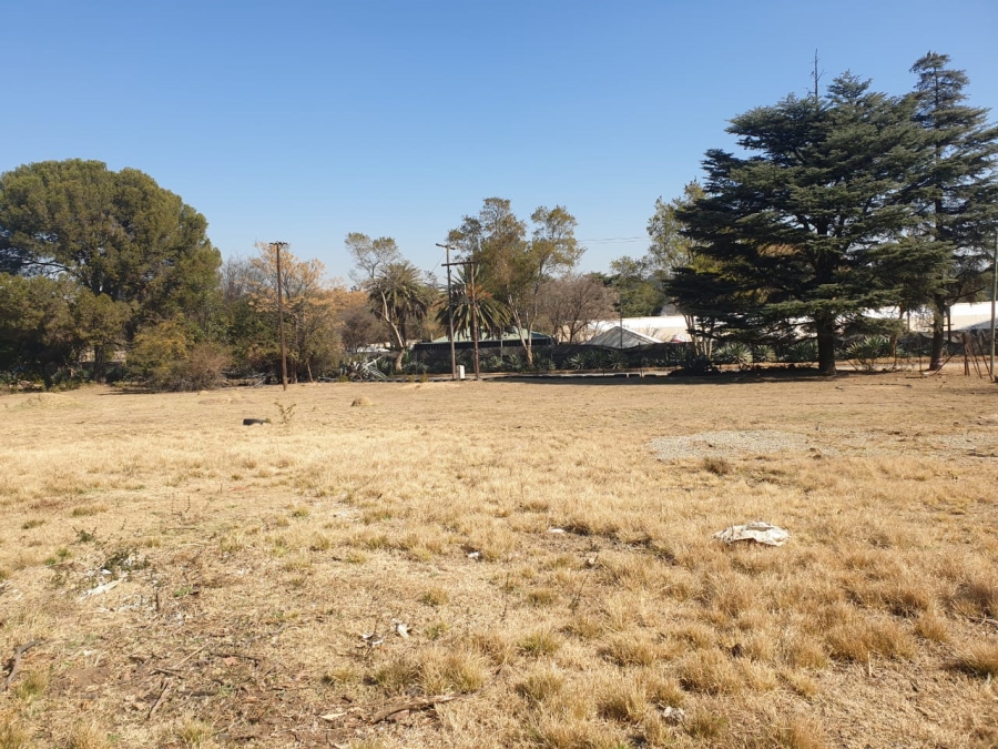 5 Bedroom Property for Sale in Glen Austin Gauteng