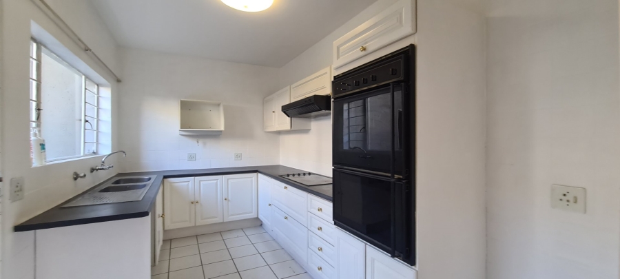 To Let 3 Bedroom Property for Rent in River Club Gauteng