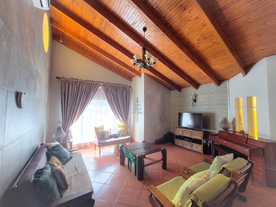 4 Bedroom Property for Sale in Vanderbijlpark SE 3 Gauteng