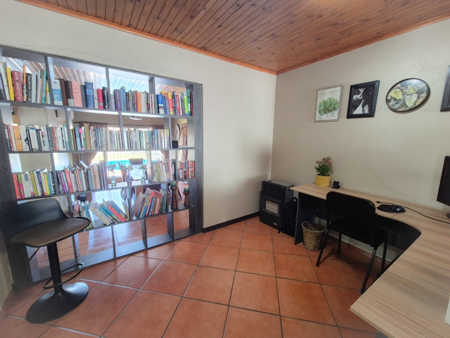 4 Bedroom Property for Sale in Vanderbijlpark SE 3 Gauteng