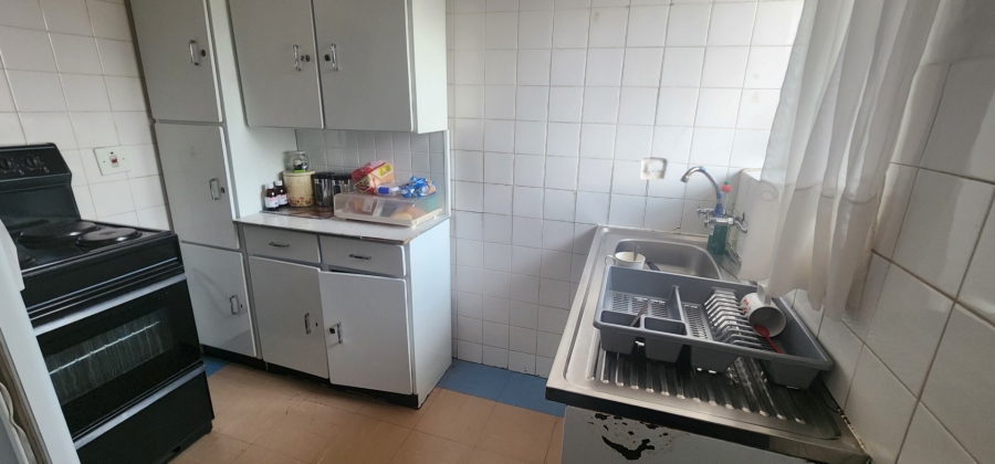 To Let 3 Bedroom Property for Rent in Laudium Gauteng
