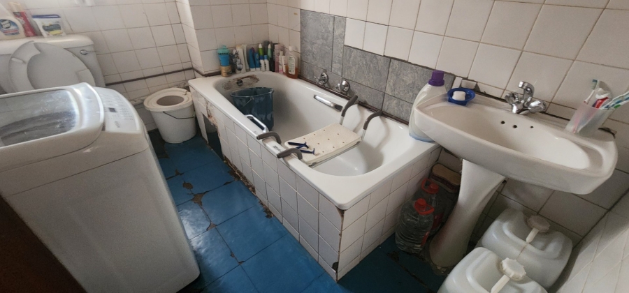 To Let 3 Bedroom Property for Rent in Laudium Gauteng