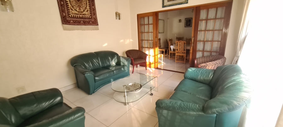 To Let 4 Bedroom Property for Rent in Laudium Gauteng