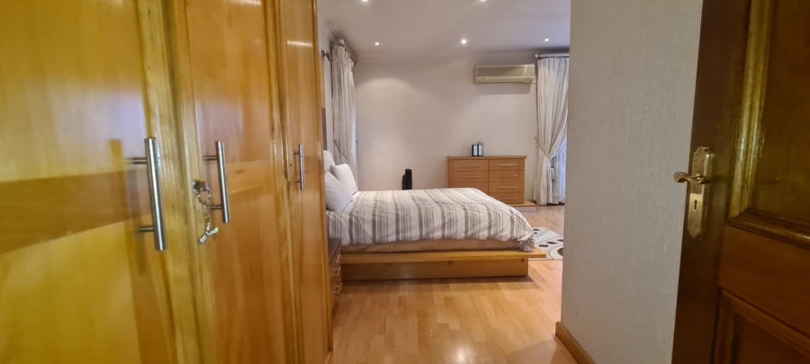 To Let 4 Bedroom Property for Rent in Laudium Gauteng