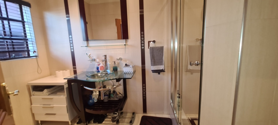To Let 4 Bedroom Property for Rent in Laudium Gauteng