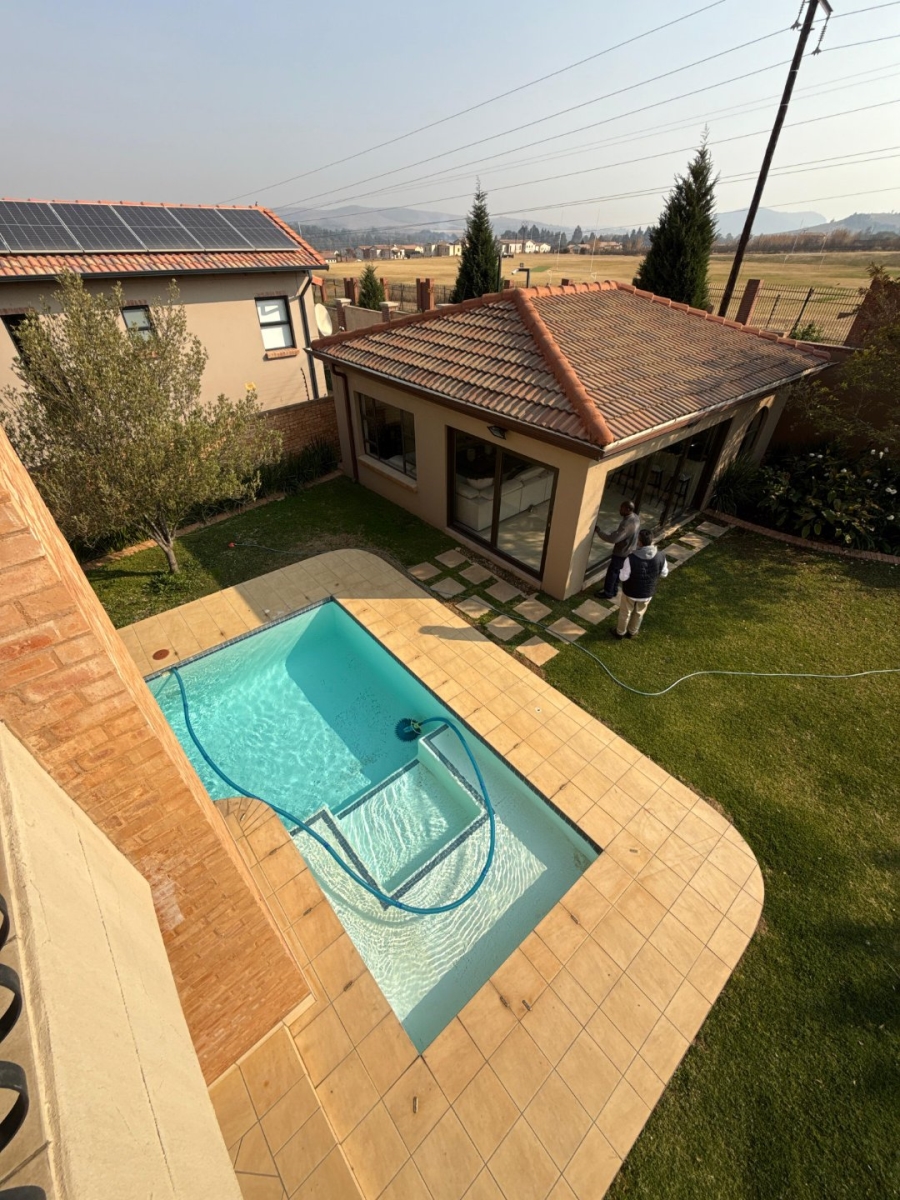 5 Bedroom Property for Sale in Avianto Estates Gauteng