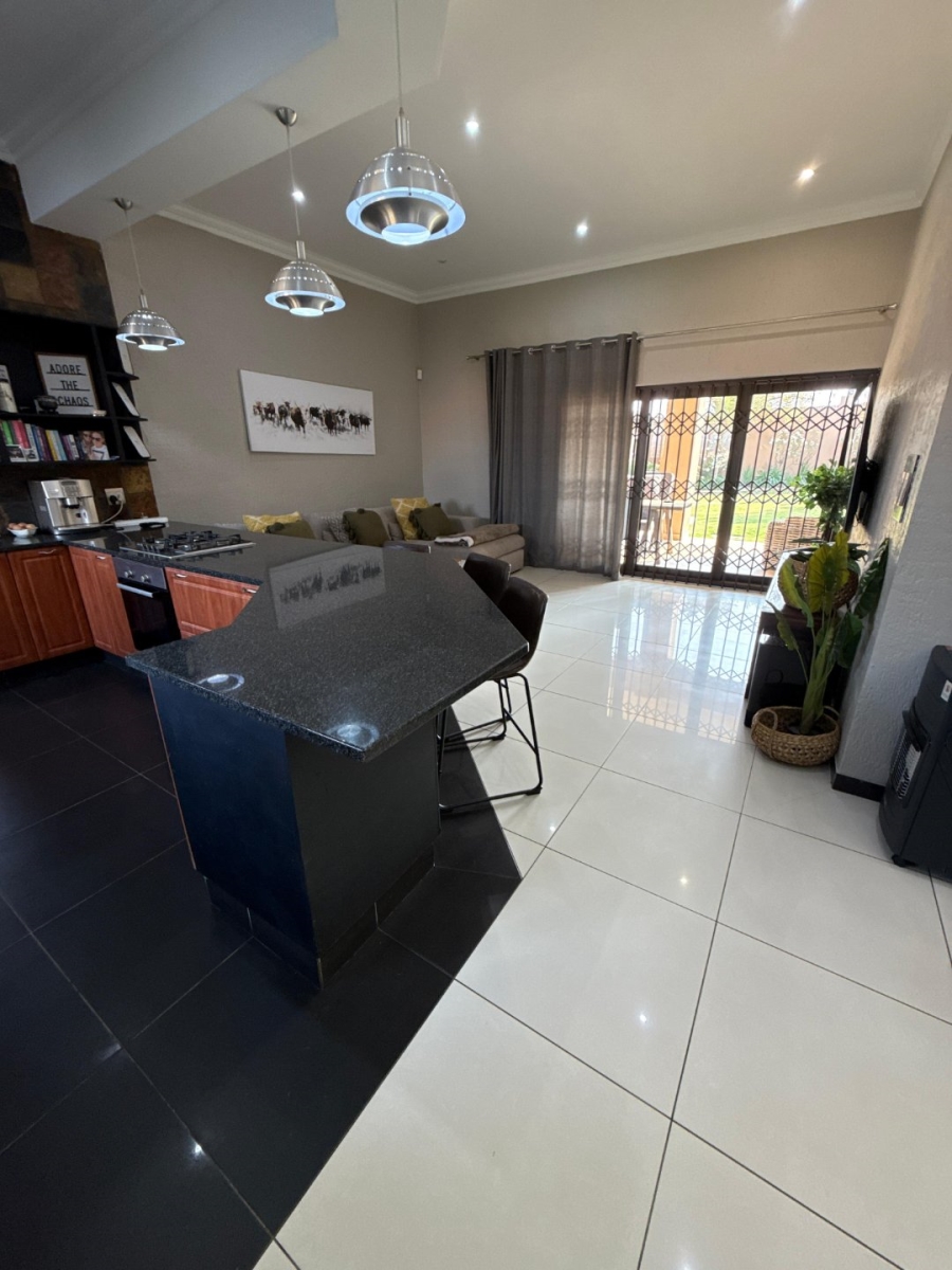 5 Bedroom Property for Sale in Avianto Estates Gauteng