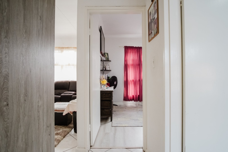 2 Bedroom Property for Sale in New Redruth Gauteng