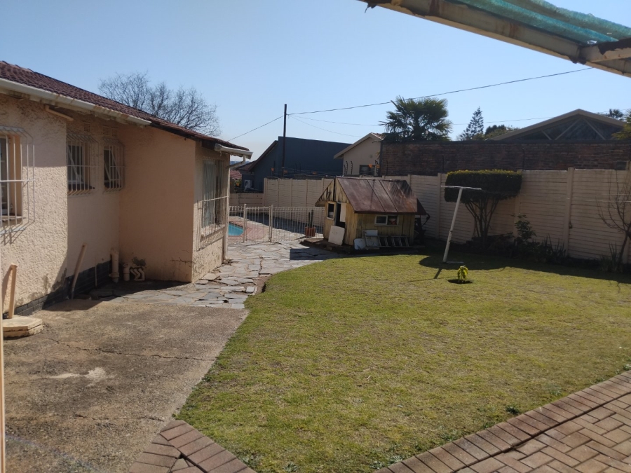 3 Bedroom Property for Sale in Edenvale Central Gauteng
