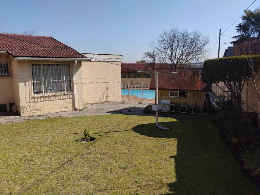 3 Bedroom Property for Sale in Edenvale Central Gauteng