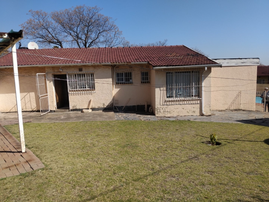 3 Bedroom Property for Sale in Edenvale Central Gauteng