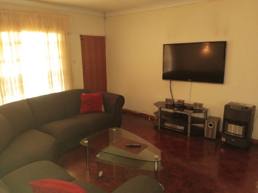 3 Bedroom Property for Sale in Edenvale Central Gauteng
