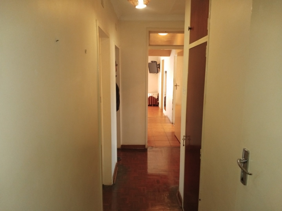 3 Bedroom Property for Sale in Edenvale Central Gauteng