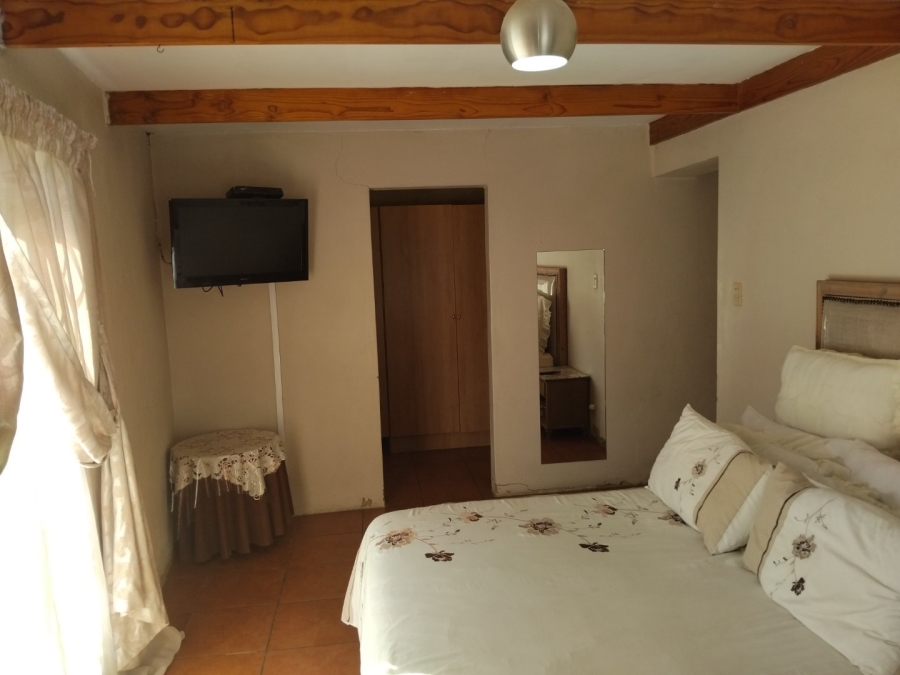 3 Bedroom Property for Sale in Edenvale Central Gauteng
