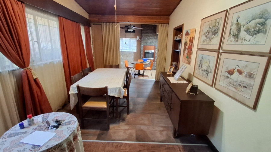 4 Bedroom Property for Sale in Sinoville Gauteng