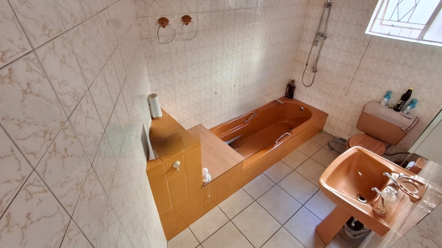 4 Bedroom Property for Sale in Sinoville Gauteng