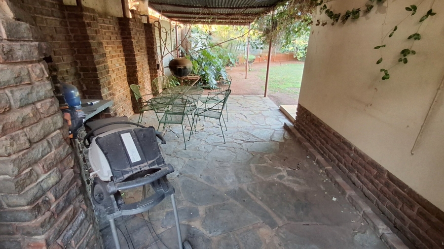 4 Bedroom Property for Sale in Sinoville Gauteng