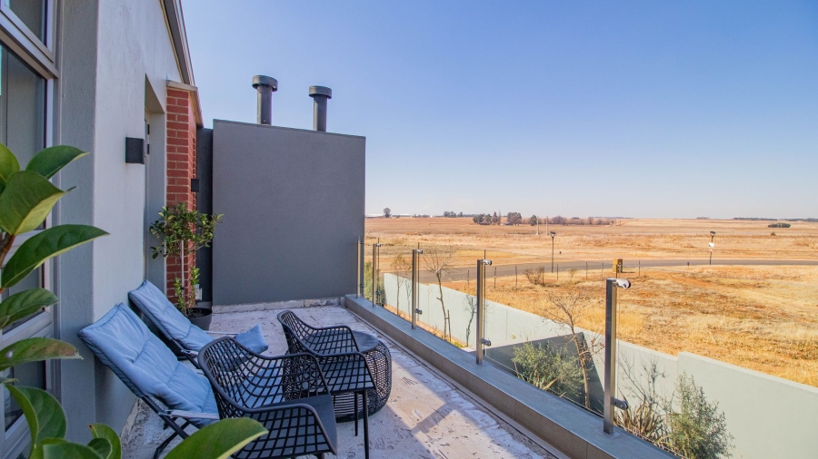 3 Bedroom Property for Sale in Serengeti Lifestyle Estate Gauteng