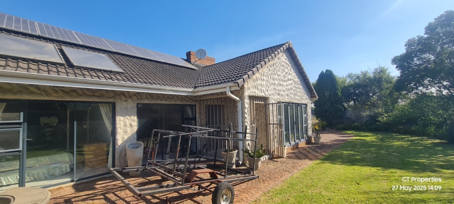 To Let 4 Bedroom Property for Rent in Parkrand Gauteng