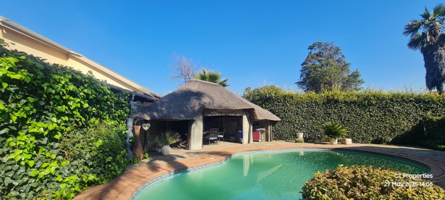 To Let 4 Bedroom Property for Rent in Parkrand Gauteng
