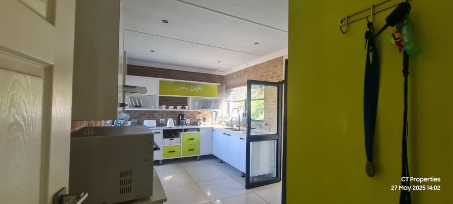 To Let 4 Bedroom Property for Rent in Parkrand Gauteng