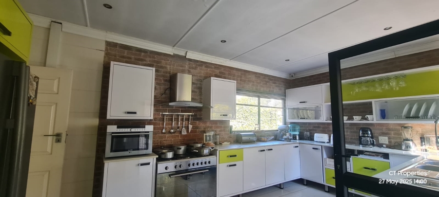 To Let 4 Bedroom Property for Rent in Parkrand Gauteng