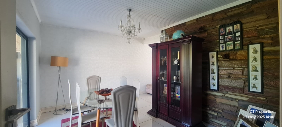 To Let 4 Bedroom Property for Rent in Parkrand Gauteng