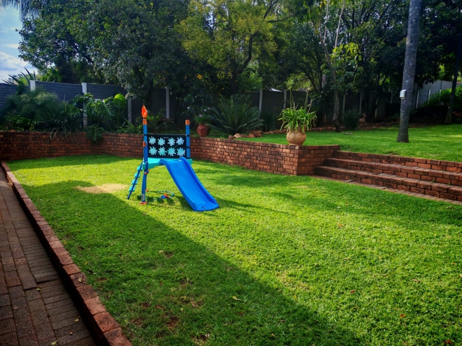 4 Bedroom Property for Sale in Mountain View Gauteng
