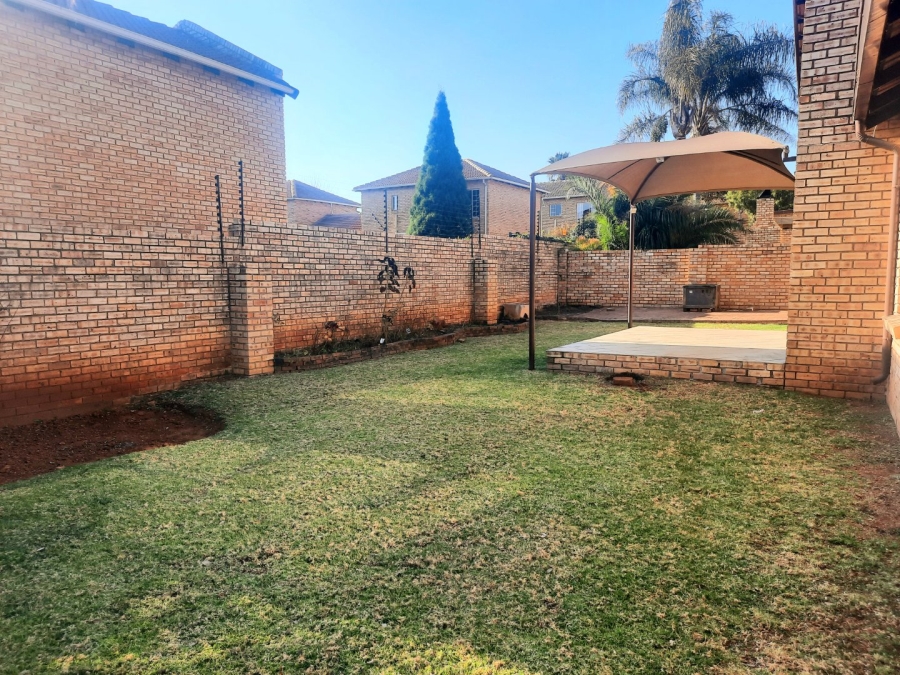 3 Bedroom Property for Sale in Strubensvallei Gauteng