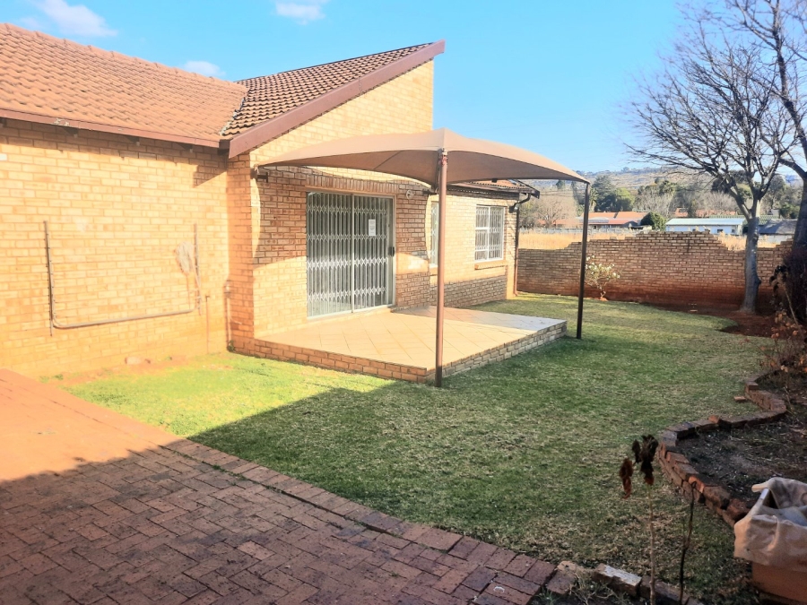 3 Bedroom Property for Sale in Strubensvallei Gauteng