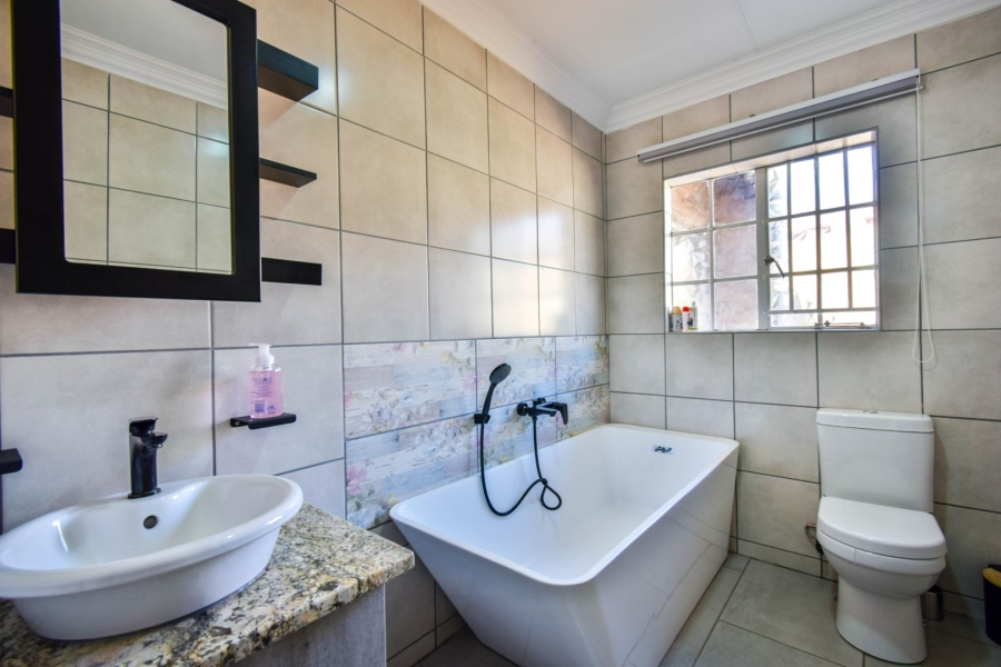 3 Bedroom Property for Sale in Doornpoort Gauteng