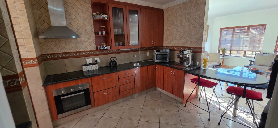 3 Bedroom Property for Sale in Amberfield Crest Estate Gauteng