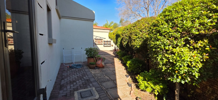 3 Bedroom Property for Sale in Amberfield Crest Estate Gauteng
