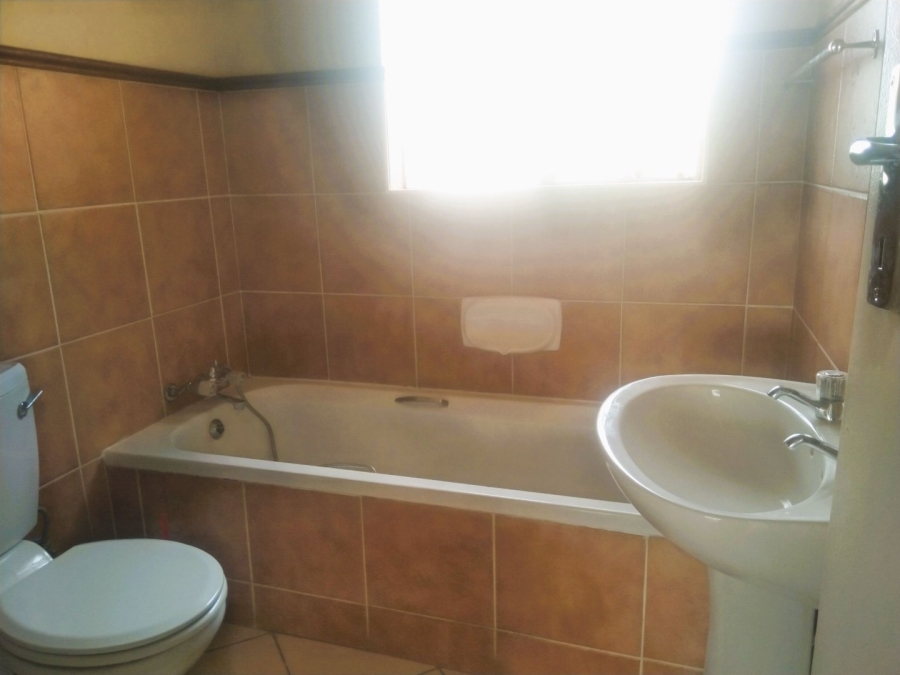 2 Bedroom Property for Sale in Mooikloof Ridge Gauteng