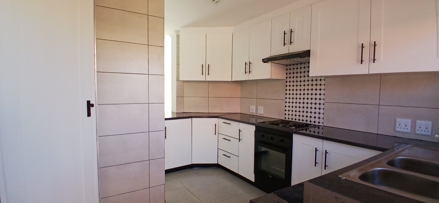 3 Bedroom Property for Sale in Heuweloord Gauteng