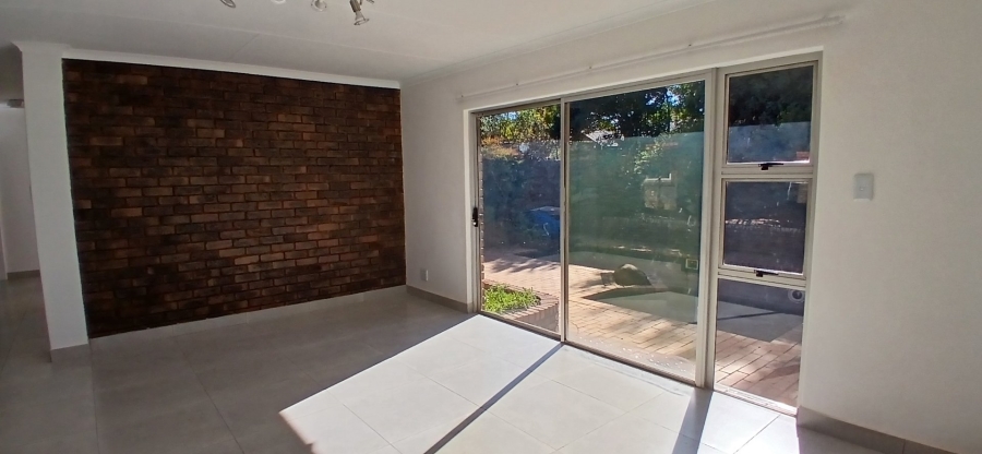 3 Bedroom Property for Sale in Heuweloord Gauteng