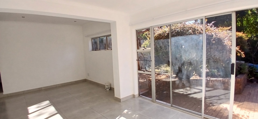 3 Bedroom Property for Sale in Heuweloord Gauteng