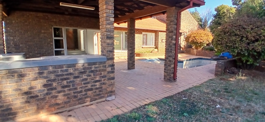 3 Bedroom Property for Sale in Heuweloord Gauteng