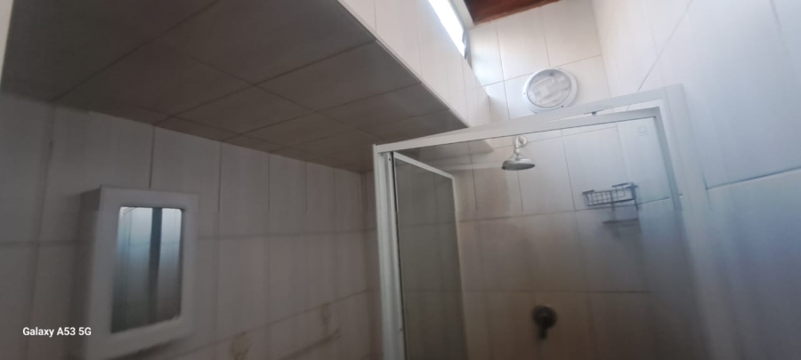 To Let 2 Bedroom Property for Rent in Queenswood Gauteng
