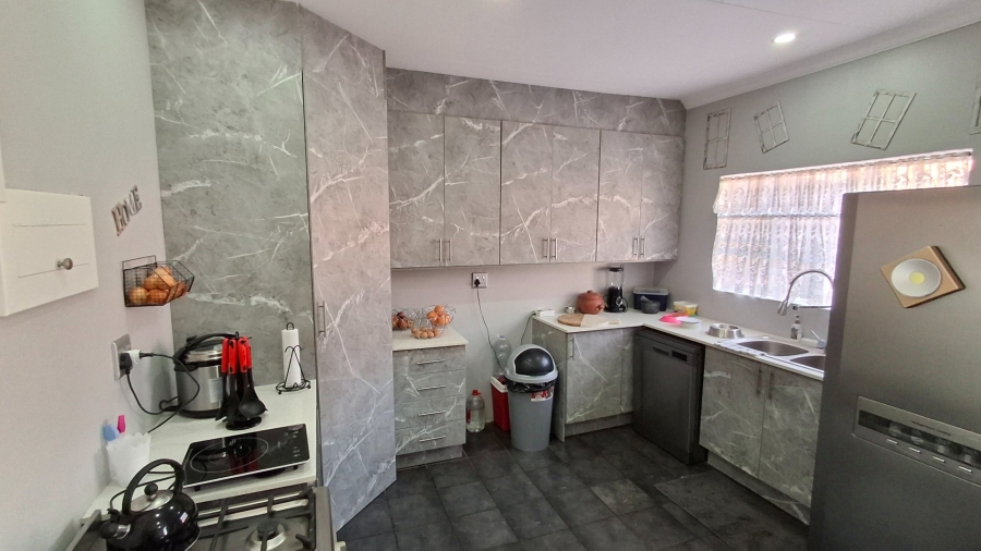 3 Bedroom Property for Sale in Wonderboom South Gauteng